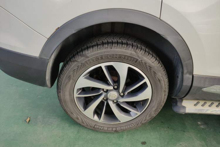 Used Baojun 560 2015 1.8L Manual Luxury Model