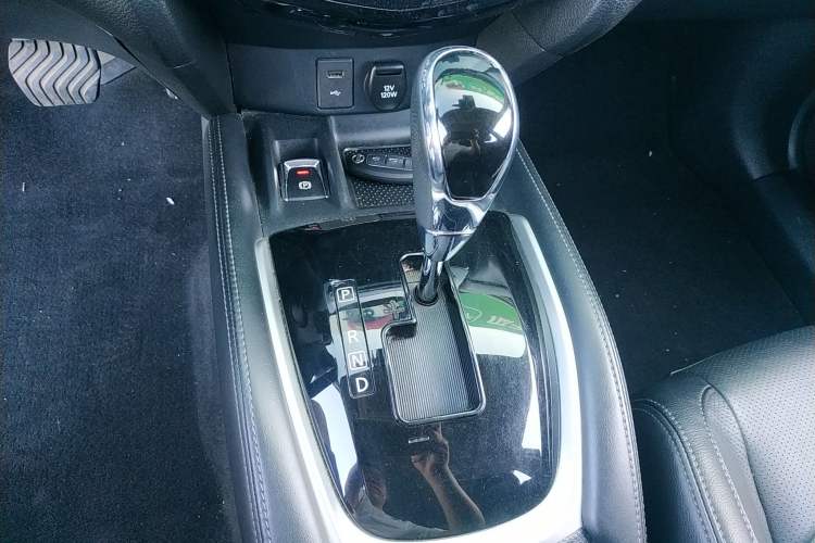 Used Nissan X-Trail 2020 2.0L XL Premium CVT 2WD SmartConnect Luxury Edition
