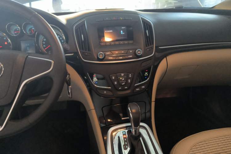 Used Buick Regal 2014 2.0L Leading Fashion Edition
