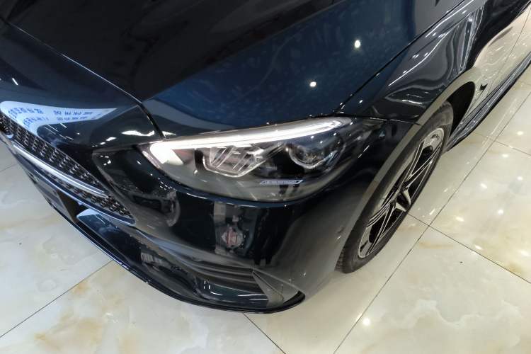 Used Mercedes-Benz C-Class 2024 Facelift C 260 L Night Edition Sport Version
