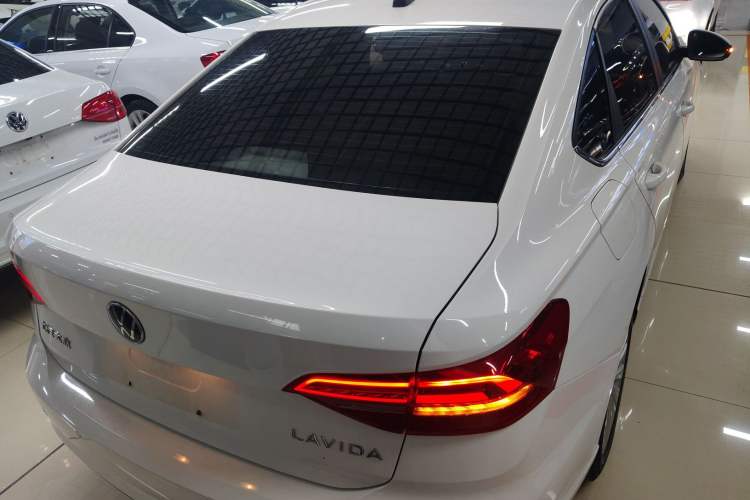 Used Volkswagen Lavida 2021 1.5L Automatic Vision Edition