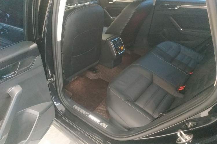 Used Volkswagen Passat 2017 330TSI DSG Prestige Edition
