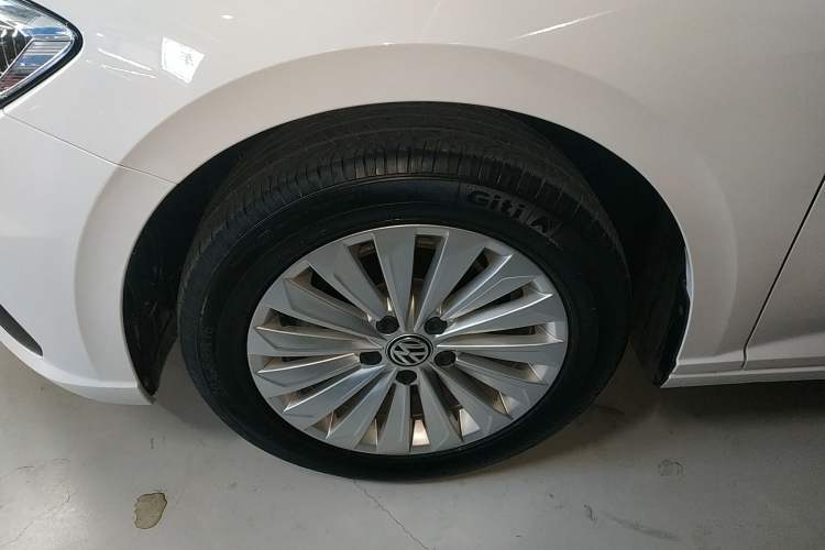 Used Volkswagen Lavida 2019 1.5L Automatic Comfort Edition China VI Standard