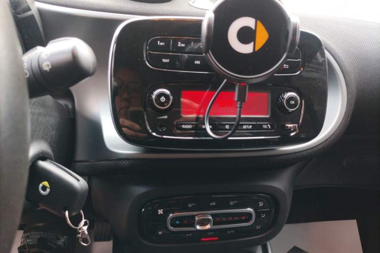 Used  fortwo 2015 1.0L 52 kW Hardtop Passion Edition
