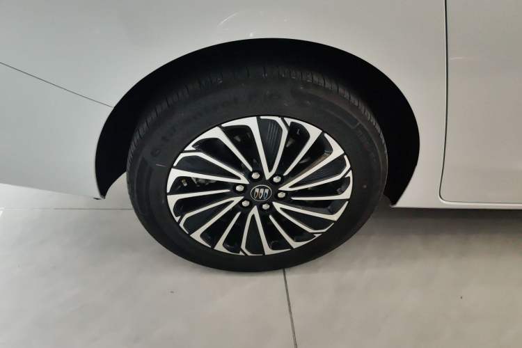 Used Buick GL8 New Energy 2025 Lu Shang Luxury Edition 7-Seater