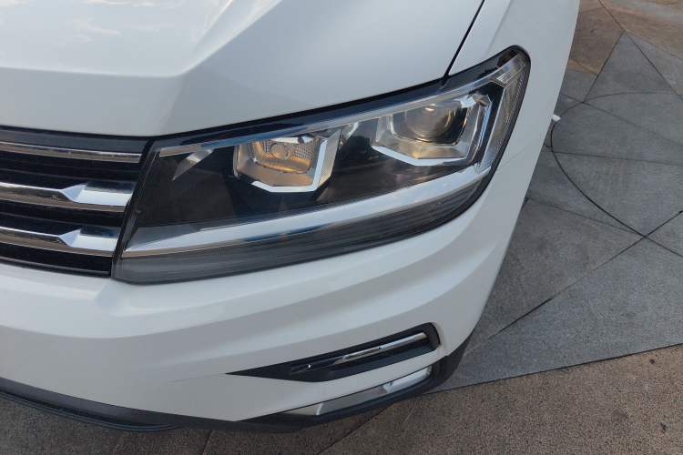 TDK.VehicleDetails.img