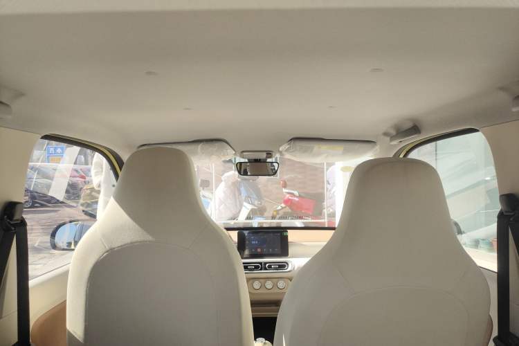 Used Wuling Hongguang MINIEV 2024 3rd Generation 215km Advanced Version
