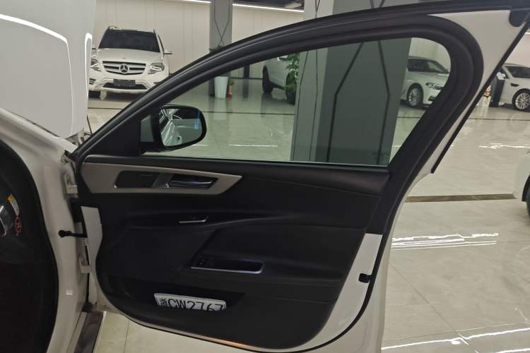 Used Jaguar XEL 2019 2.0T 200 PS Deluxe Edition
