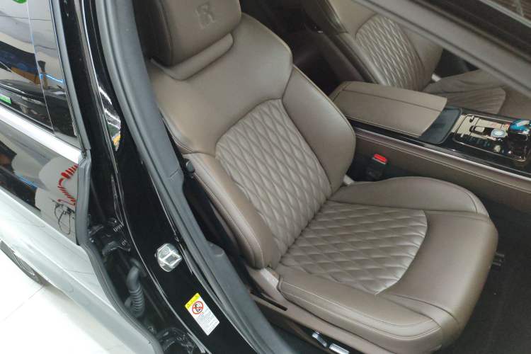 Used BYD Han 2023 EV Champion Edition 605KM Front-Drive Premium Model
