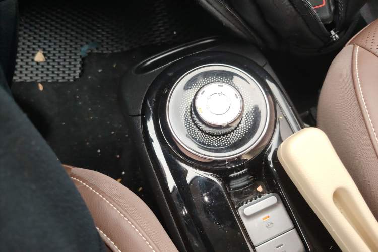 Used Wuling Bingo 2023 410 km Lingxi Deluxe Edition
