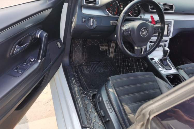 Used Volkswagen FAW-Volkswagen CC 2016 2.0 TSI Luxury Model
