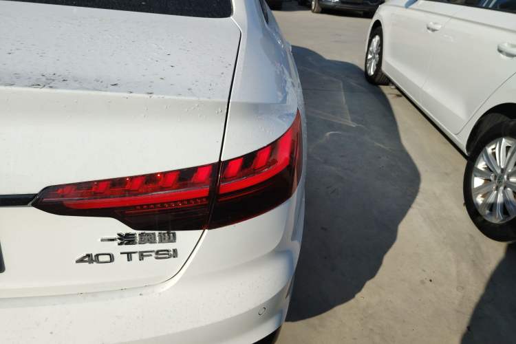 Used Audi A4L 2022 40 TFSI Luxury Dynamic Model
