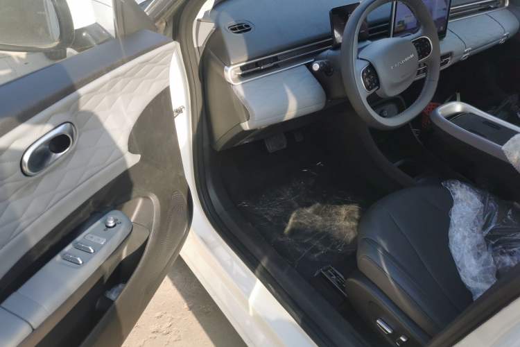 Used Dongfeng NAMMI 01 2024 New Edition 330 Plus Smart+
