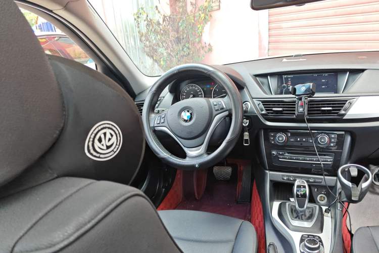 Used BMW X1 2014 sDrive18i Leading Model
