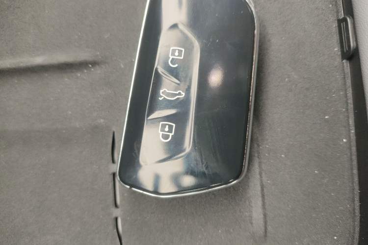 Used Volkswagen Lavida 2026 Pro 300TSI Starry Zhi Yi Edition
