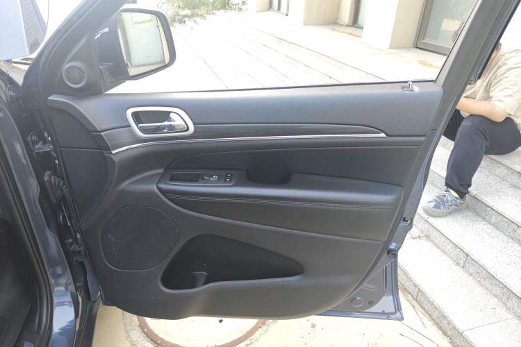 Used  Grand Cherokee 2020 3.0L Elite Navigation Edition