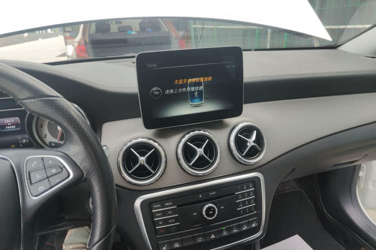 Used Mercedes-Benz GLA 2016 GLA 220 4MATIC Fashion Edition
