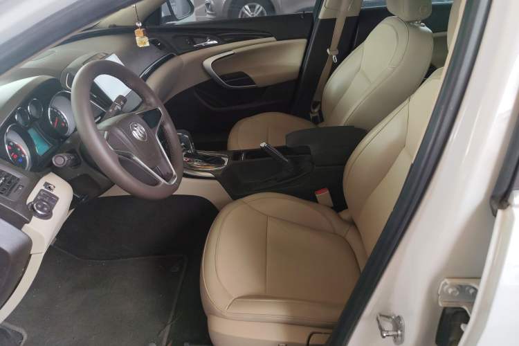 Used Buick Regal 2015 2.0L Leading Fashion Edition
