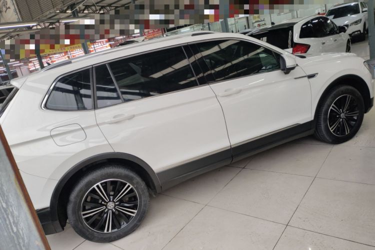 Used Volkswagen Tiguan L 2019 330TSI Automatic Two-Wheel Drive Panoramic Comfort Edition China VI Standard
