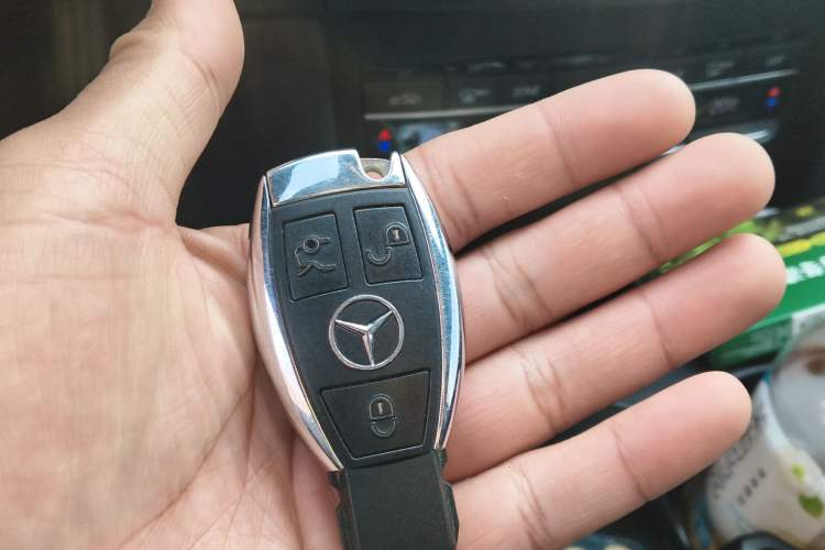 Used Mercedes-Benz E-Class 2015 E 260 L Sport & Fashion Model
