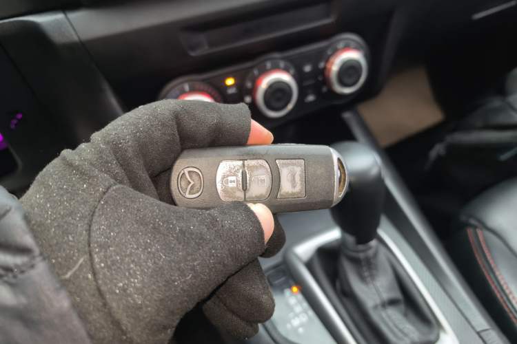 Used Mazda Mazda 3 Axela 2017 Sedan 1.5L Automatic Comfort Model Emission Standard China V