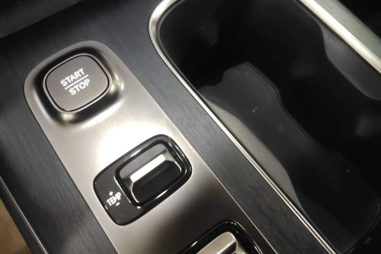 Used  SU7 2024 Rear-Drive Long-Range Intelligent Driving Version