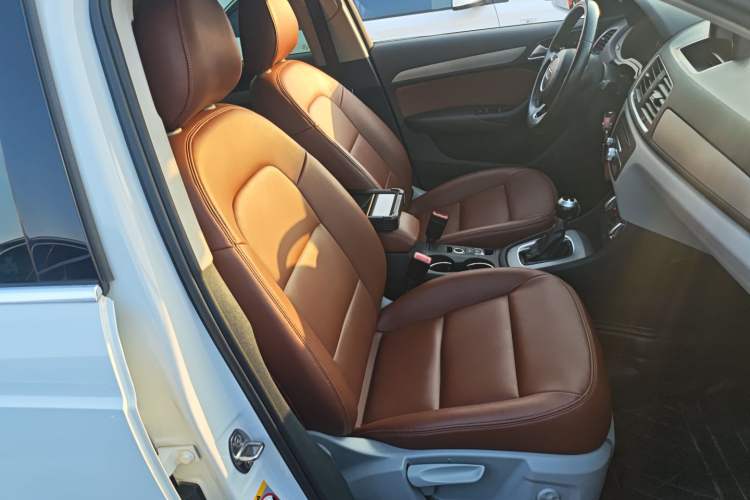 Used Audi Q3 2015 30 TFSI Ambition Edition
