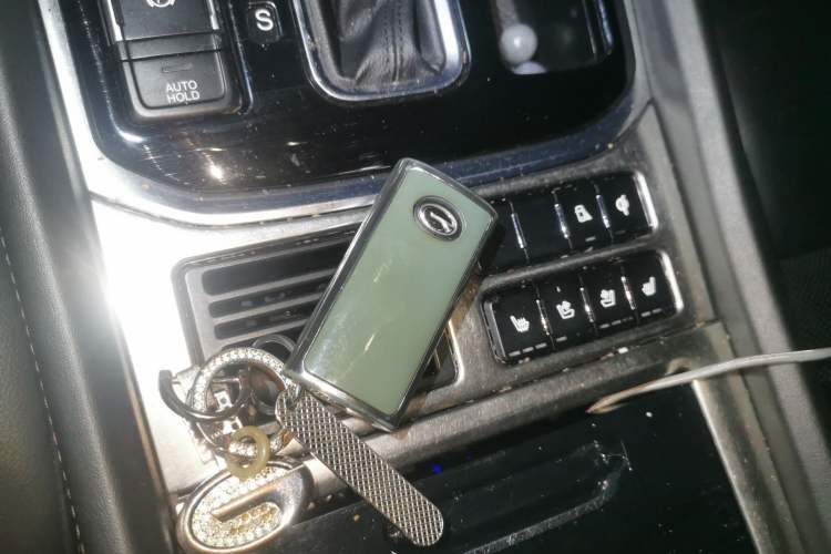 Used GAC Trumpchi GS8 2017 320T Two-Wheel Drive Luxury Smart Connectivity Version (7 Seats)
