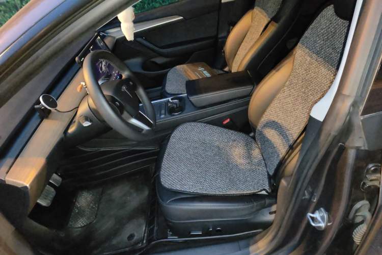 Used Tesla Model 3 2022 Rear-Wheel-Drive Version
