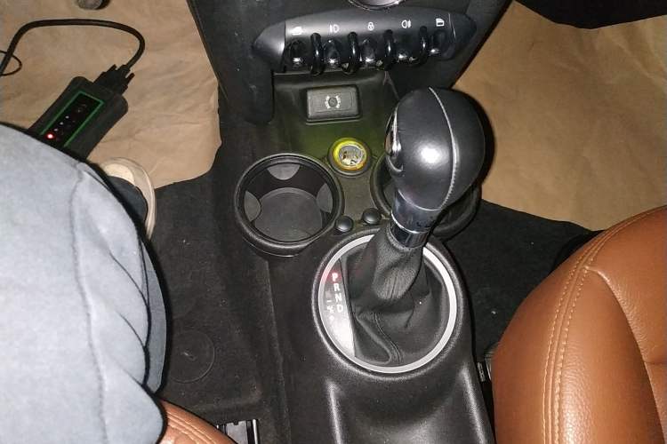 Used  MINI 2011 1.6L ONE