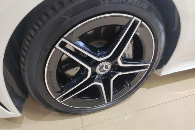 Used Mercedes-Benz CLS 2023 Refreshed CLS 300 Dynamic Edition
