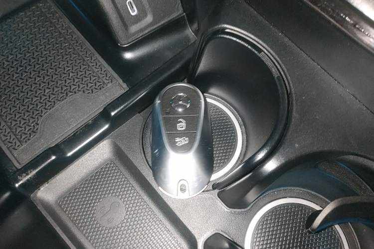 Used Mercedes-Benz GLC 2024 GLC 300 L 4MATIC Dynamic Edition 5-seater