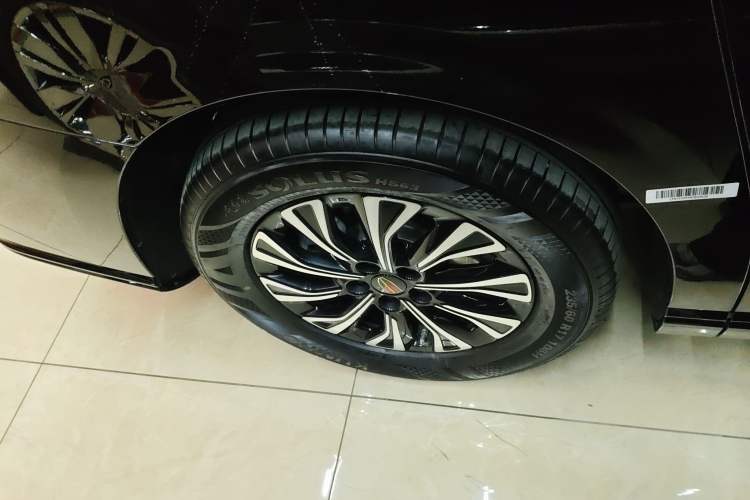 Used Hongqi HQ9 PHEV 2024 2.0T Four-Wheel Drive Business Edition