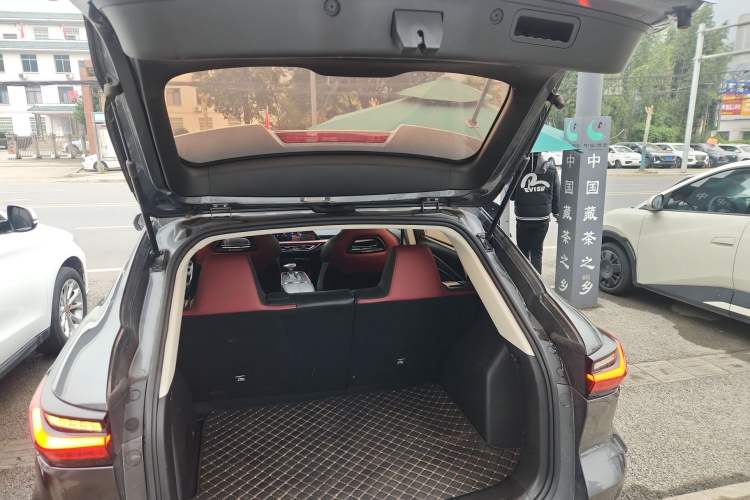 Used Oshan X5 2021 Revised Version 1.5T DCT Luxury Edition
