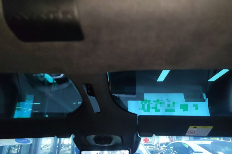 Used  12 2024 Updated Version 700 Three-Laser Rear-Wheel Drive Luxury Edition
