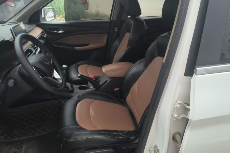 Used Wuling Hongguang S3 2018 1.5T Manual Luxury Model China V Standard
