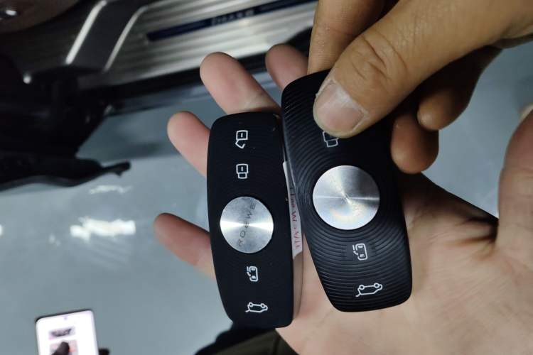 Used Roewe iMAX8 New Energy 2022 Golden Edition