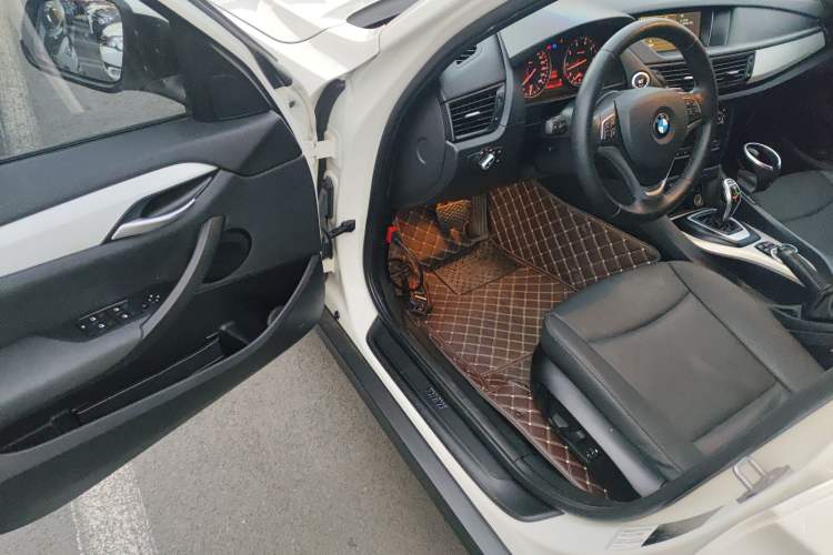 Used BMW X1 2014 sDrive18i Leading Model