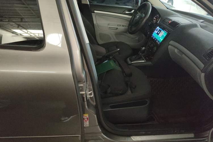 Used Skoda Octavia 2014 1.6L Automatic Yijie Edition
