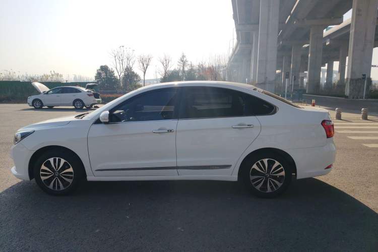 Used Dongfeng Aeolus A60 2016 1.5L Automatic Luxury Version