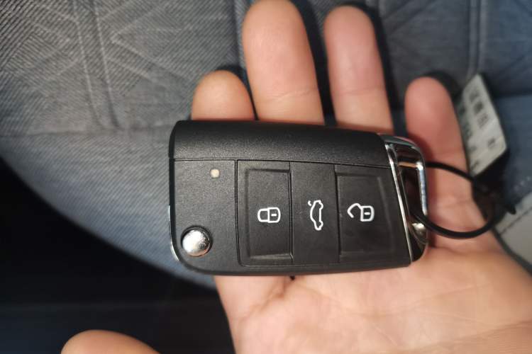 Used Volkswagen Lavida 2023 1.5L Automatic Full-Comfort Edition
