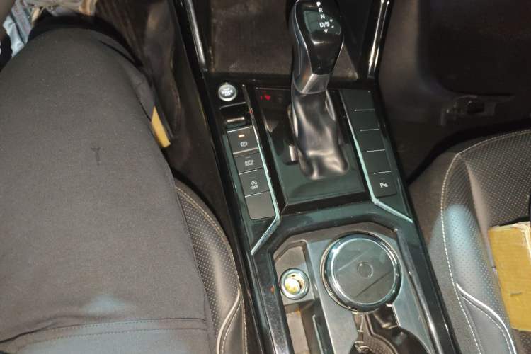 Used Volkswagen Passat 2024 330TSI Starry Elite Edition
