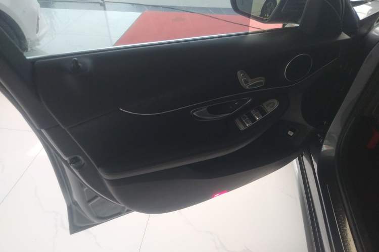 Used Mercedes-Benz C-Class 2017 C 200 station wagon
