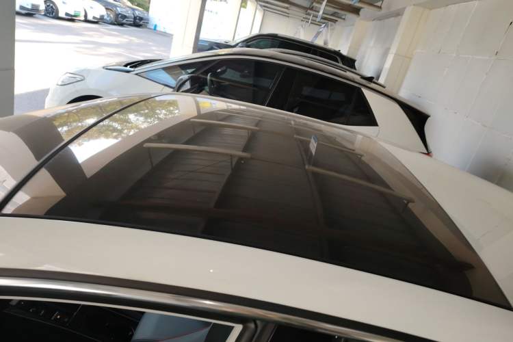 Used Volkswagen Lamando 2024 Lavida L 280TSI DSG Cool & Spicy Edition
