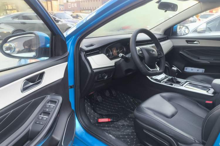 Used Chery Arrizo GX 2019 1.5T Manual New Dynamic Color Version China VI Standard