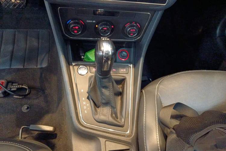 Used Volkswagen Gran Lavida 2017 180TSI DSG Comfort Edition
