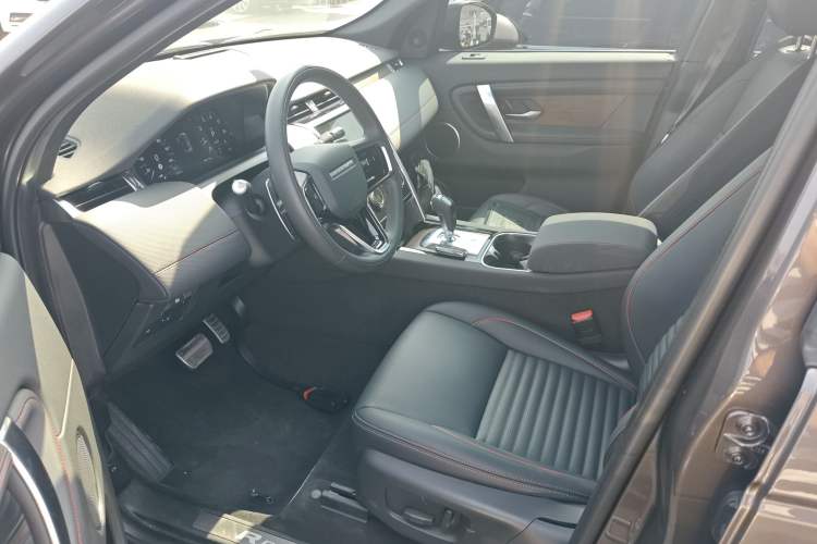 Used Land Rover Discovery Sport 2022 Revised Version 249 PS R-Dynamic S Performance Edition 5 Seats