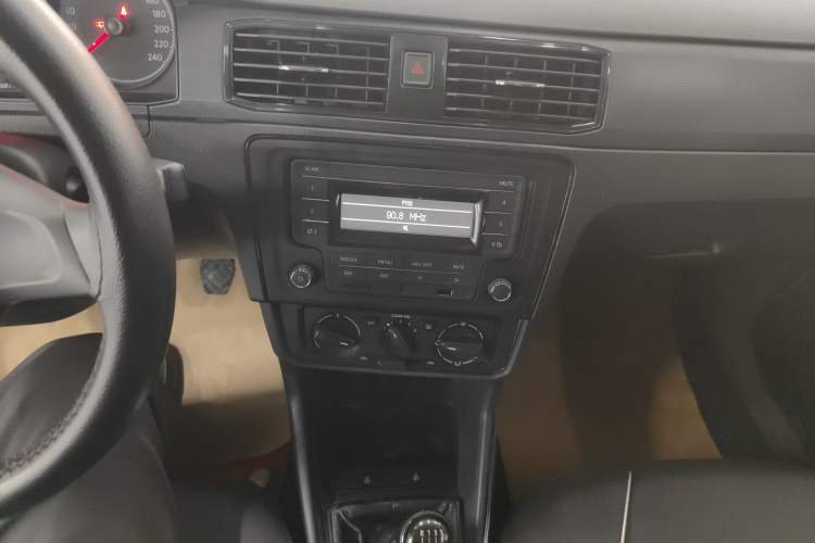 Used Volkswagen Santana 2021 1.5L Manual Fashion Edition
