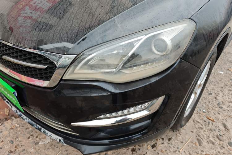 Used Zotye Domy X5 2016 1.5T Manual Luxury 7-Seater China V Emission Standard
