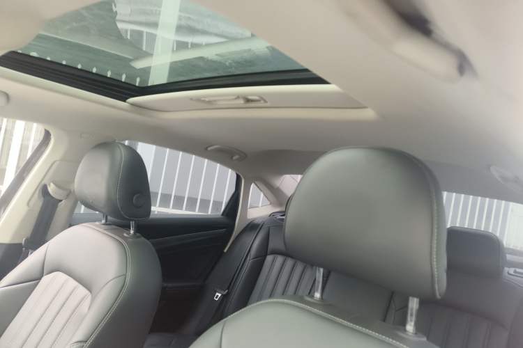 Used Volkswagen Passat 2022 280TSI Business Edition
